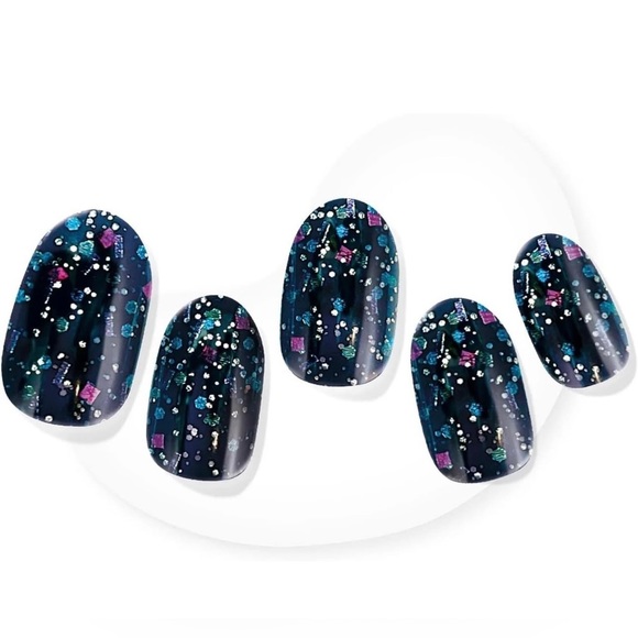 2 Dashing Diva Glaze Holiday Christmas Nail Strips- Silver Bells Yuletide Magic - Picture 4 of 11